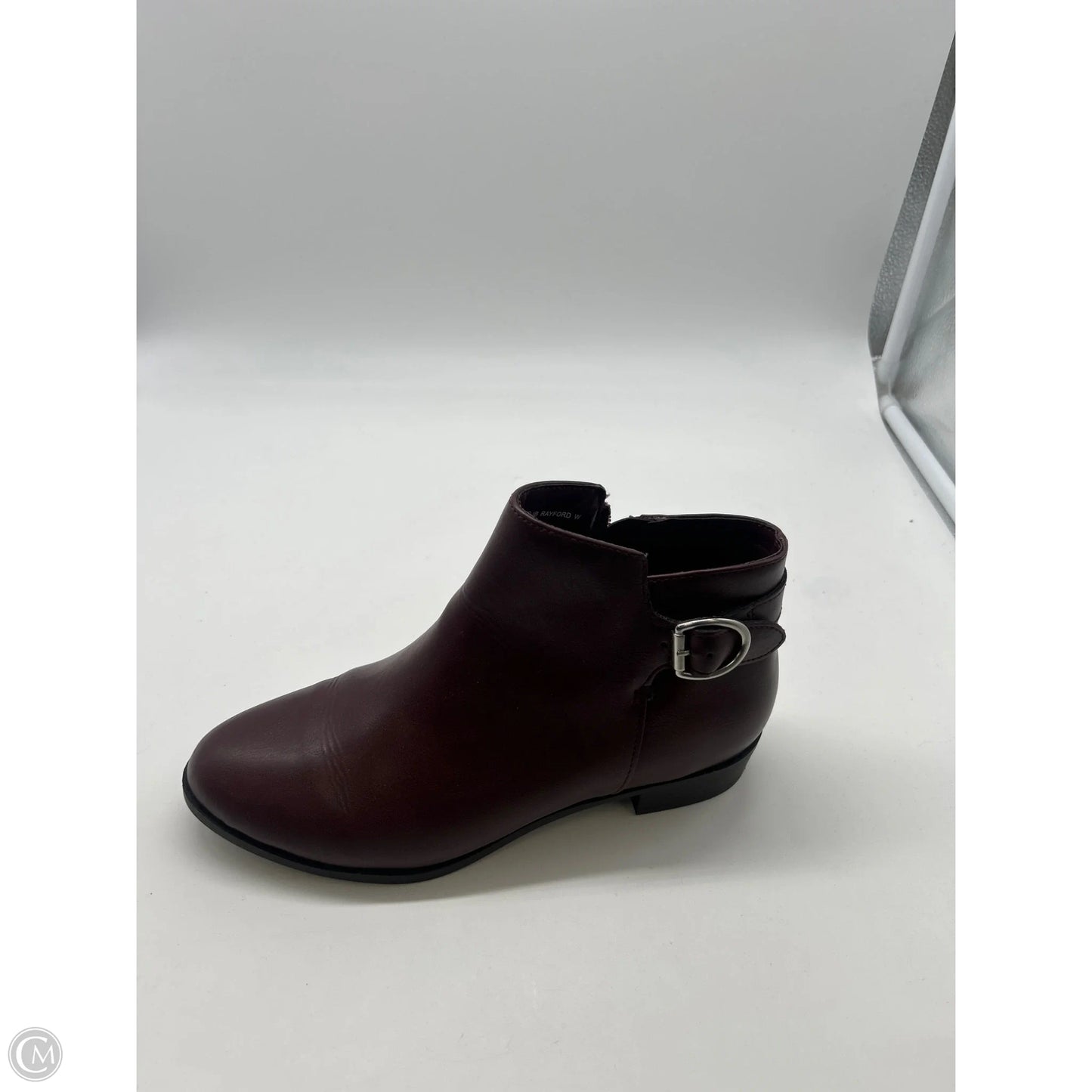 Boots Ankle Flats By St Johns Bay In Maroon, Size: 7