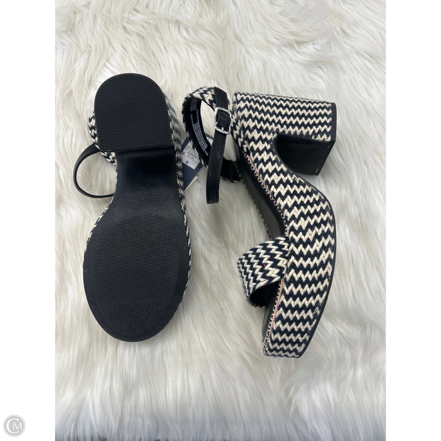 Sandals Heels Block By Universal Thread In Black, Size: 9.5