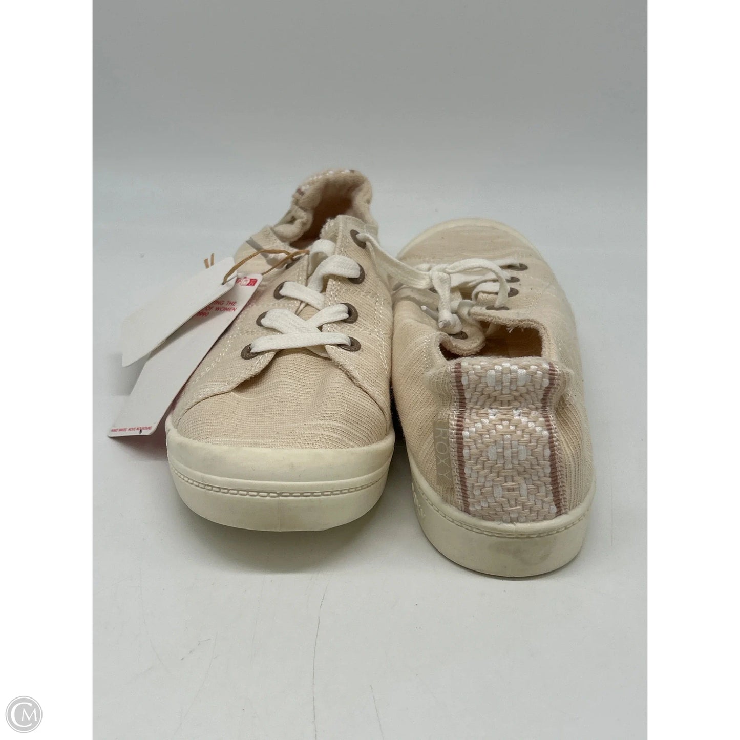 Shoes Sneakers By Roxy In Cream, Size: 9