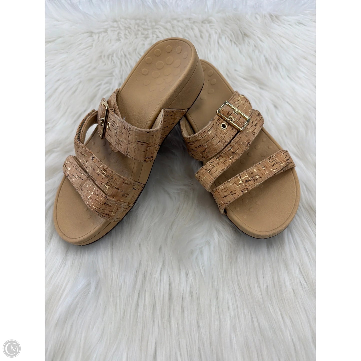 Sandals Flats By Vionic In Tan, Size: 8