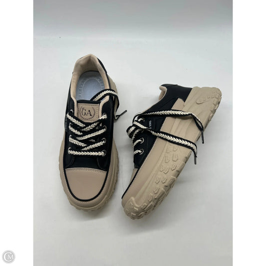 Shoes Sneakers By Clothes Mentor In Black & Tan, Size: 8.5