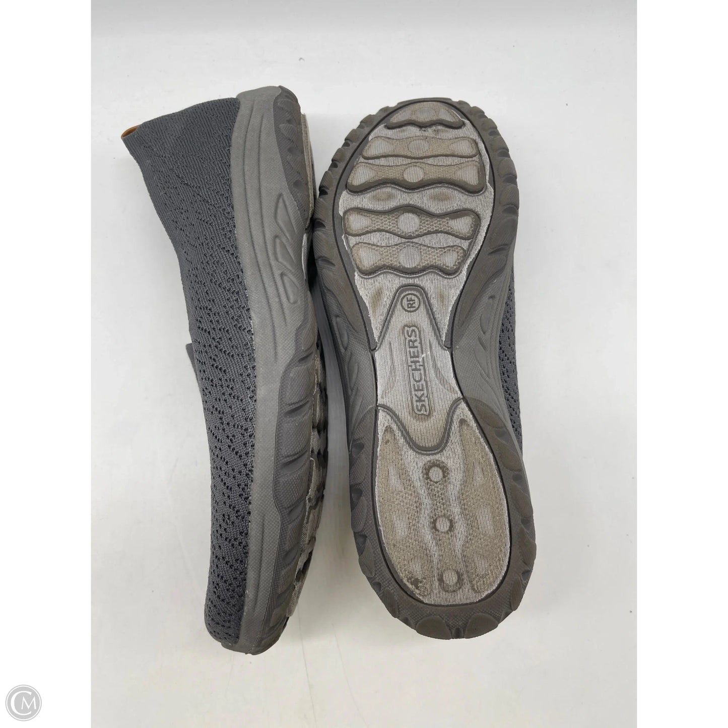 Shoes Flats By Skechers In Grey, Size: 11