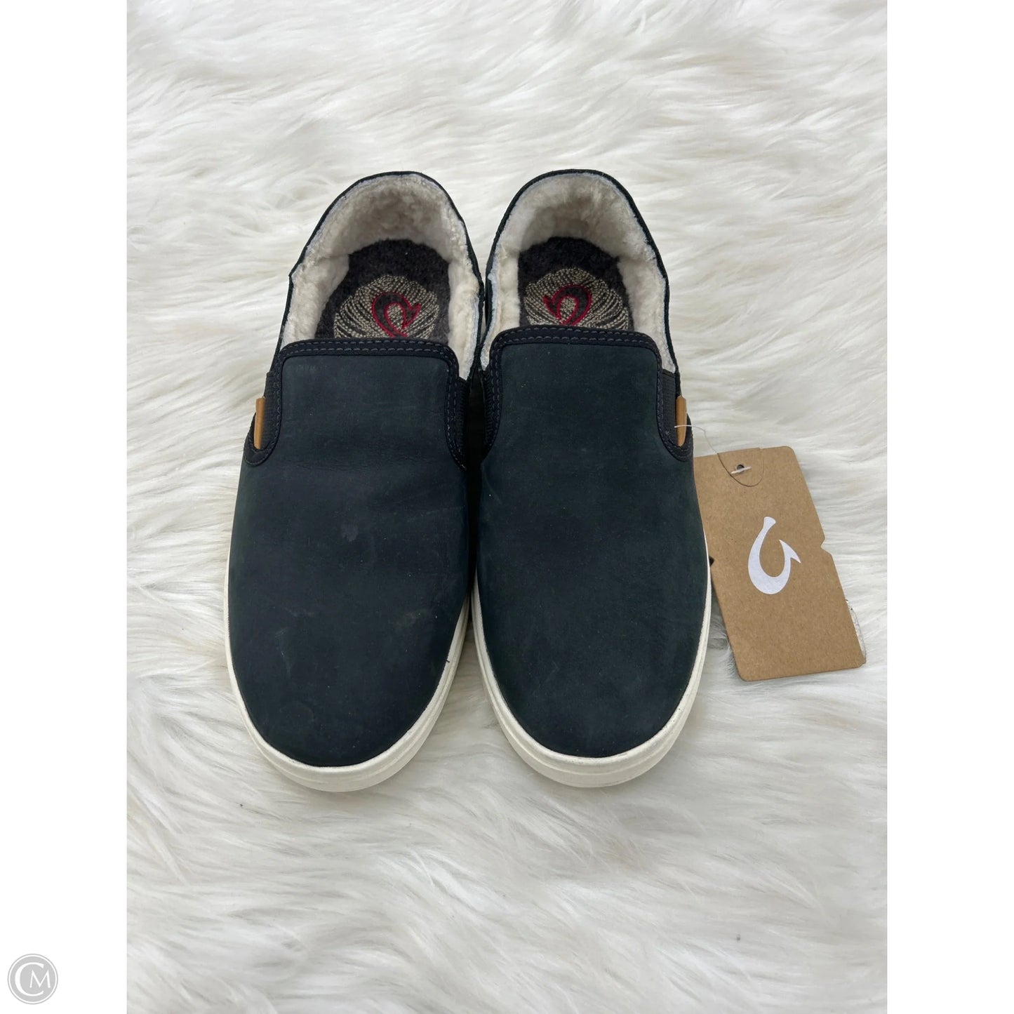 Shoes Sneakers By Olukai In Black, Size: 6
