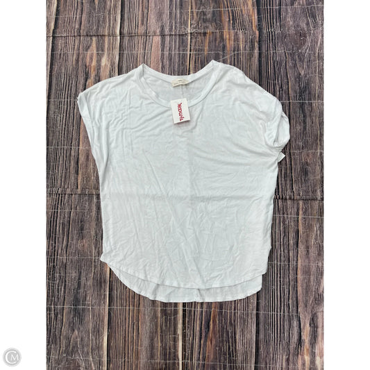 Top Short Sleeve Basic By Clothes Mentor In White, Size: M