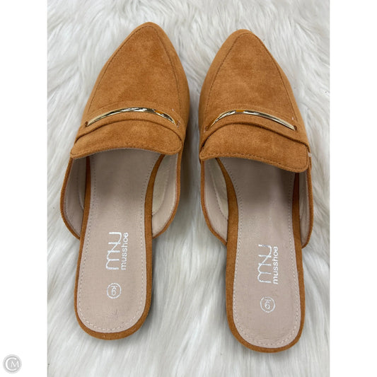 Shoes Flats By Clothes Mentor In Brown, Size: 9