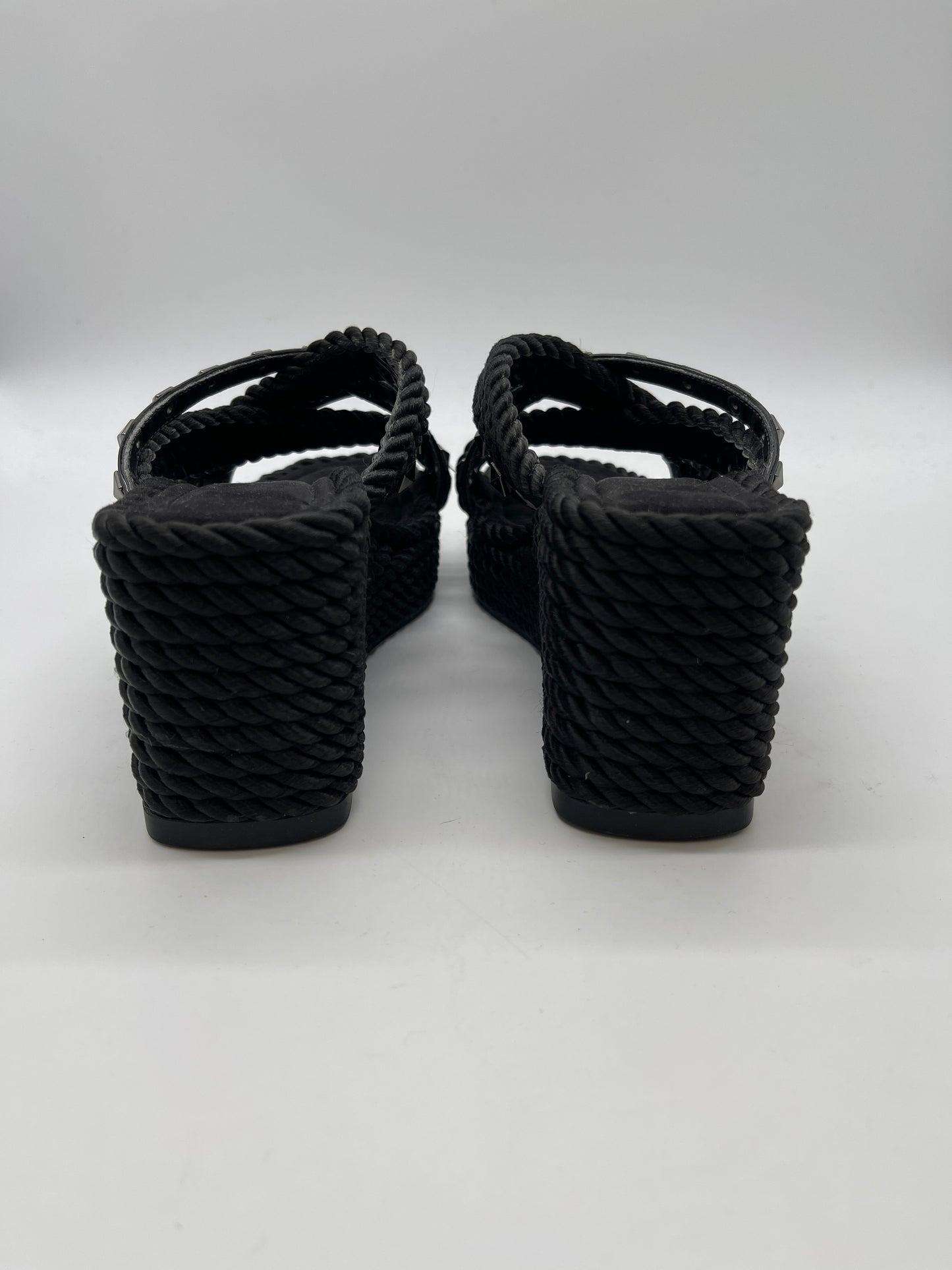 Black Sandals Heels Platform Vaneli, Size 7