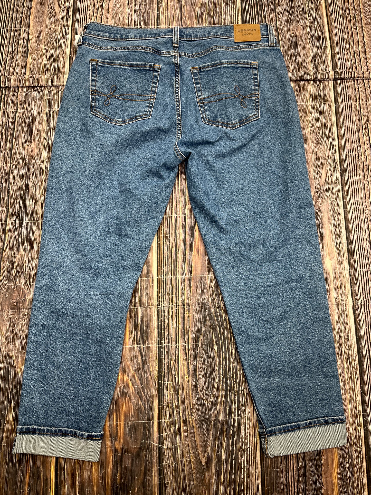 Jeans Boyfriend By Levis  Size: 8