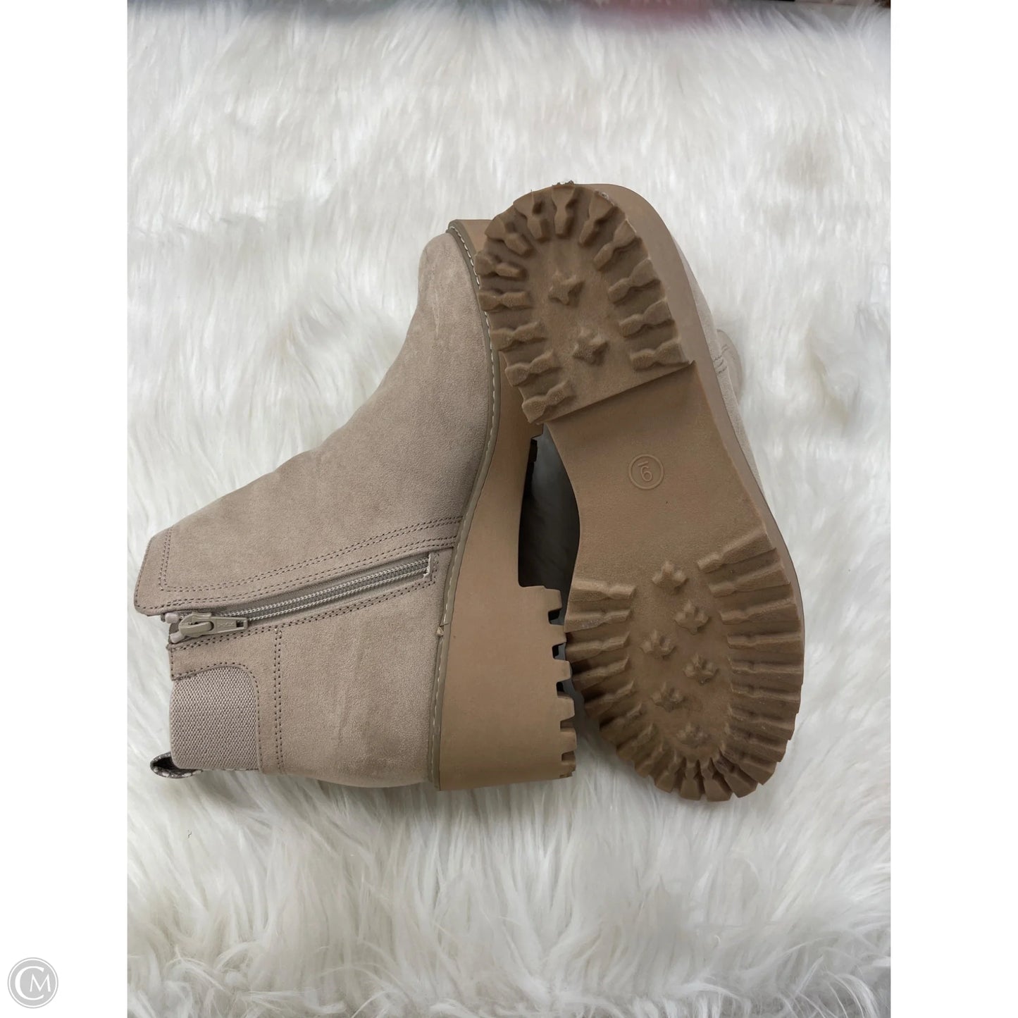 Boots Ankle Flats By Universal Thread In Brown, Size: 9