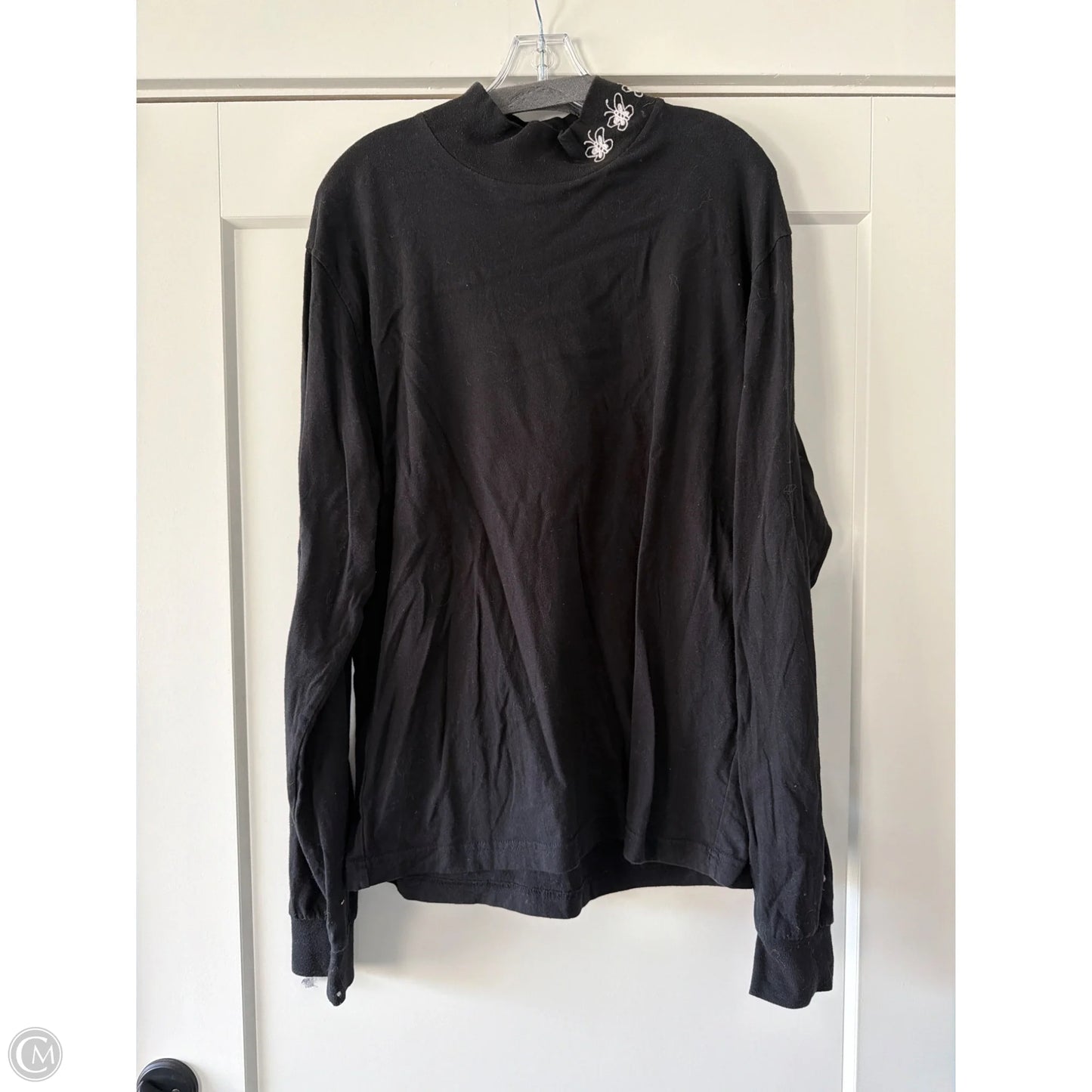 Top Long Sleeve By Urban Outfitters In Black, Size: L