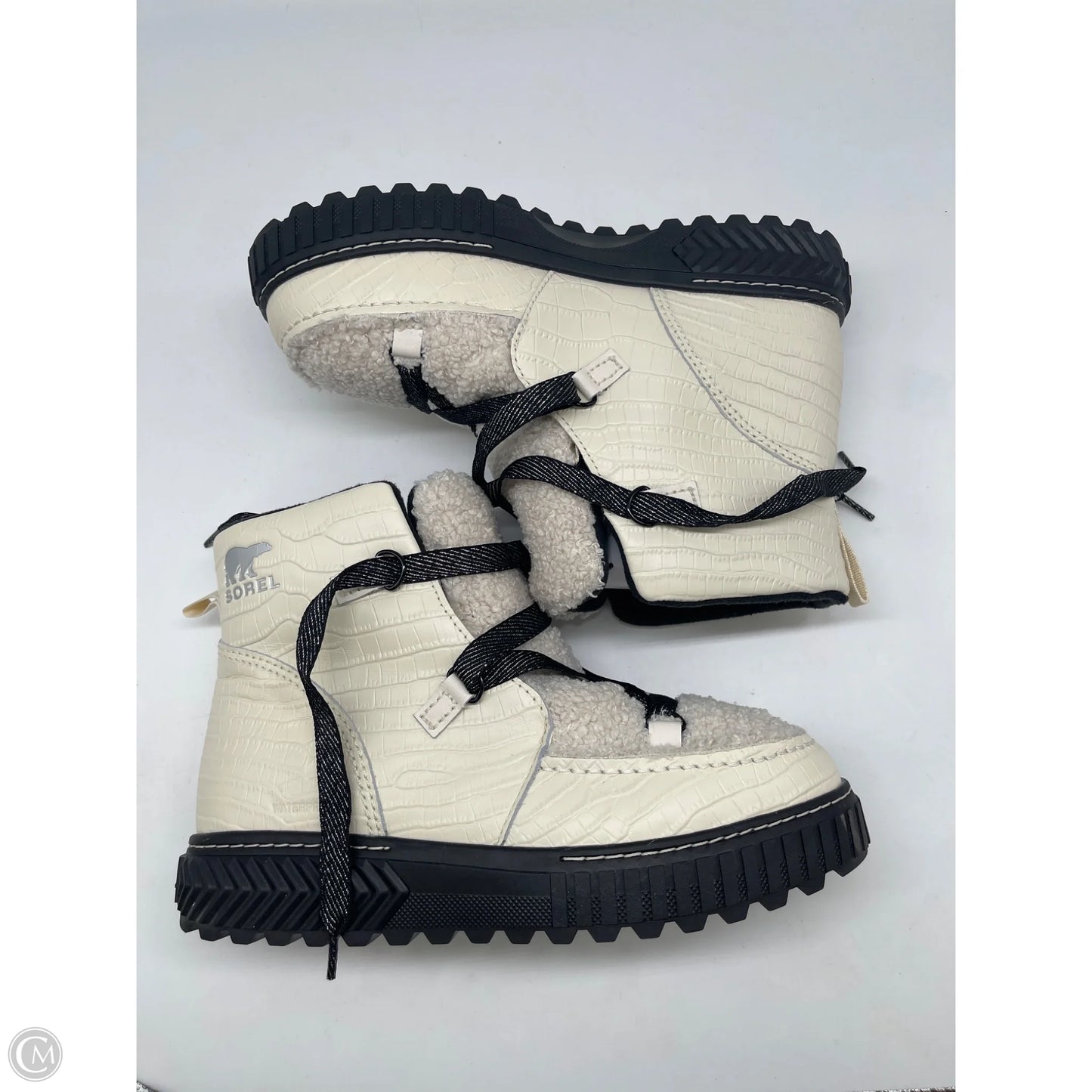 Boots Ankle Flats By Sorel In White, Size: 9.5