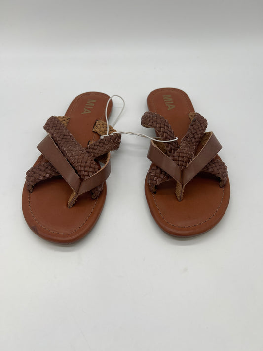 Tan Sandals Flats Mia, Size 6.5