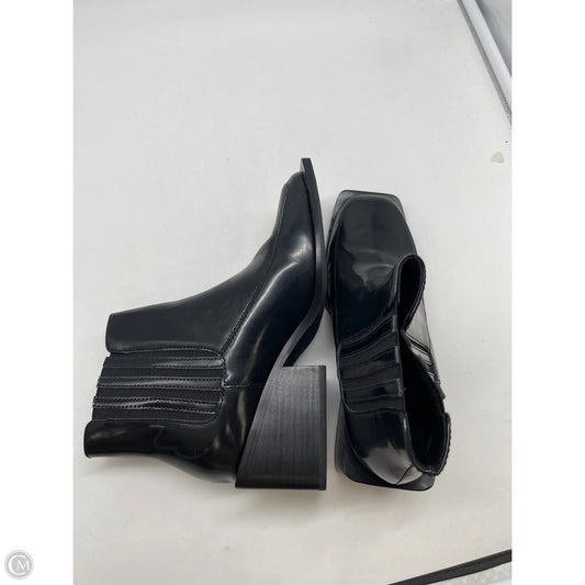 Boots Ankle Heels By Clothes Mentor In Black, Size: 5