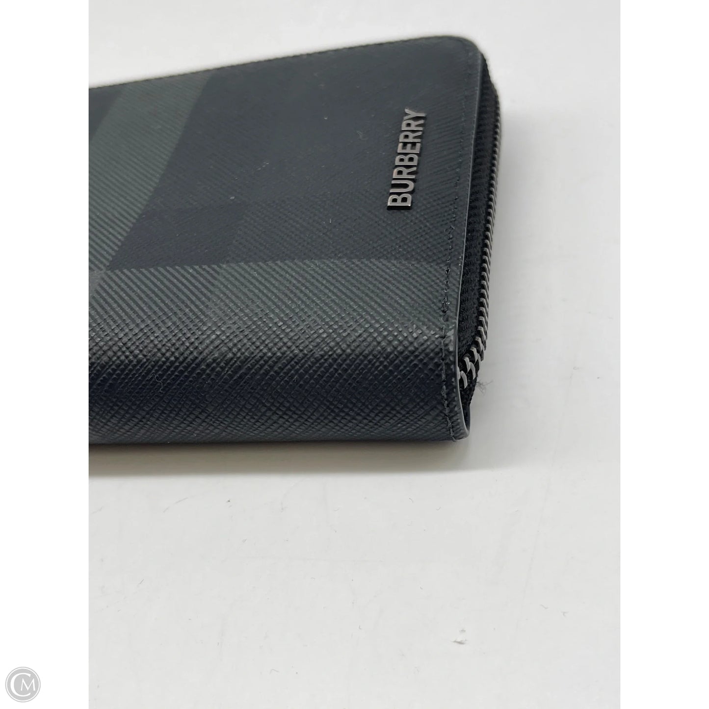 Wallet Luxury Designer By Burberry, Size: Medium