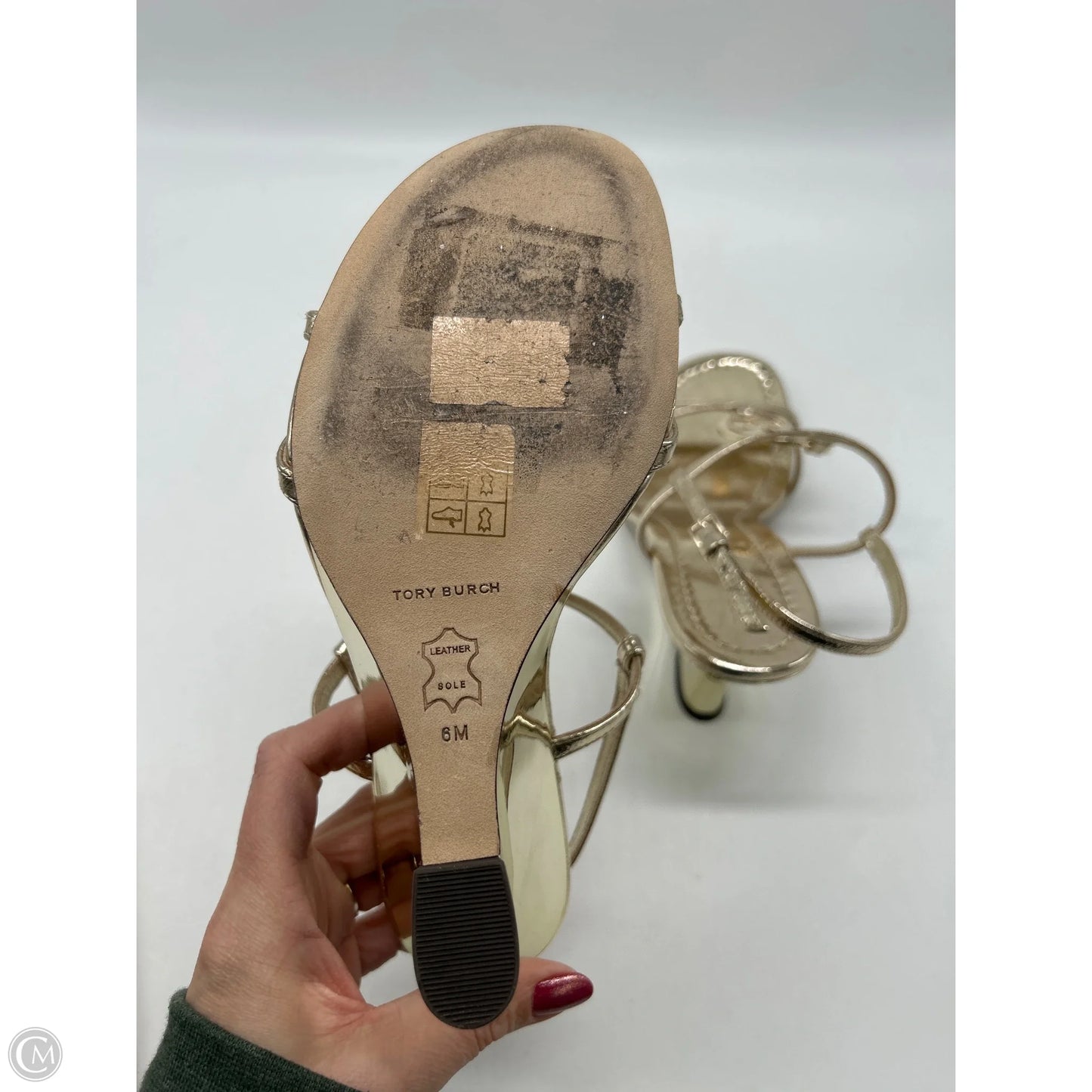 Shoes Designer By Tory Burch In Gold, Size: 6