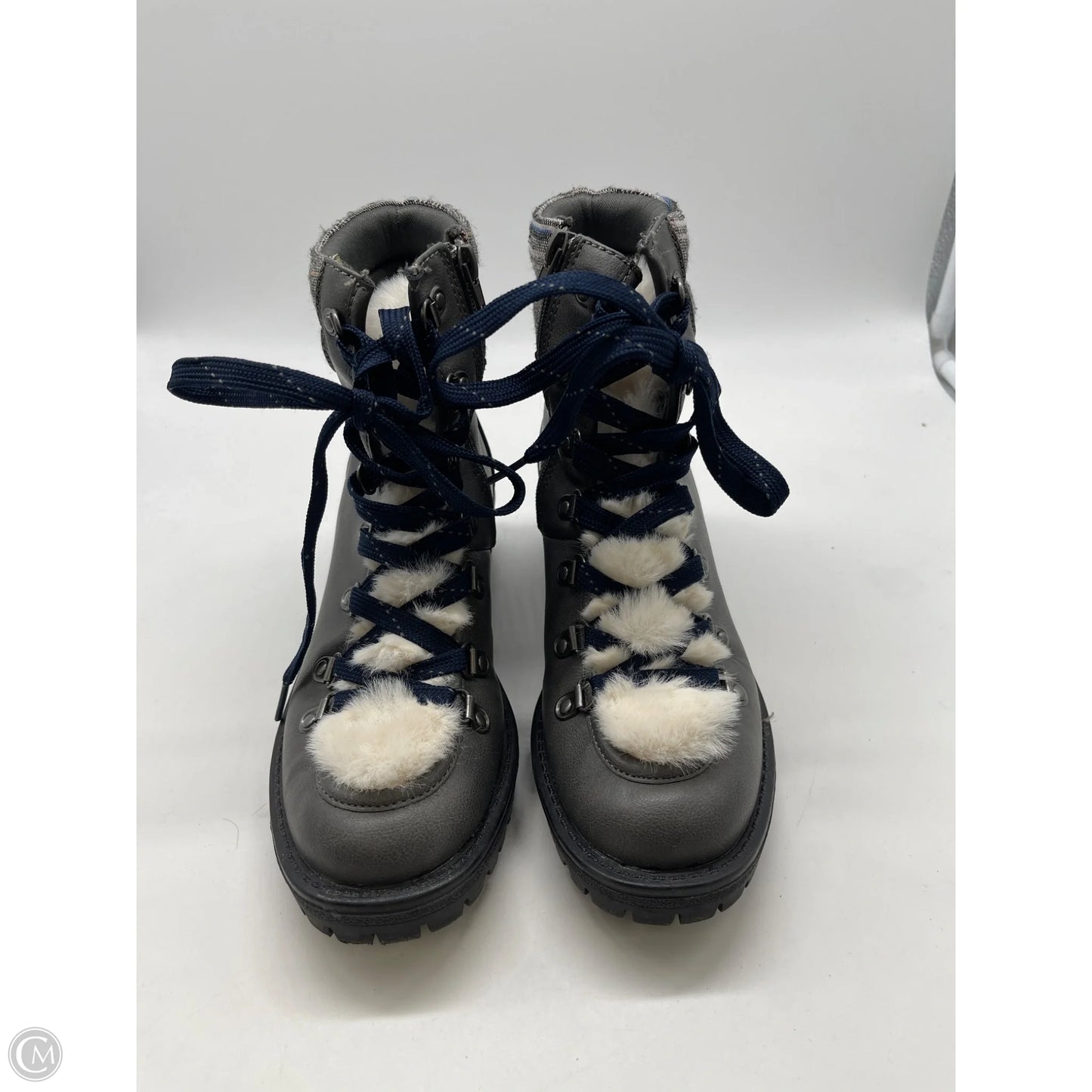 Boots Ankle Heels By Maurices In Grey, Size: 6.5