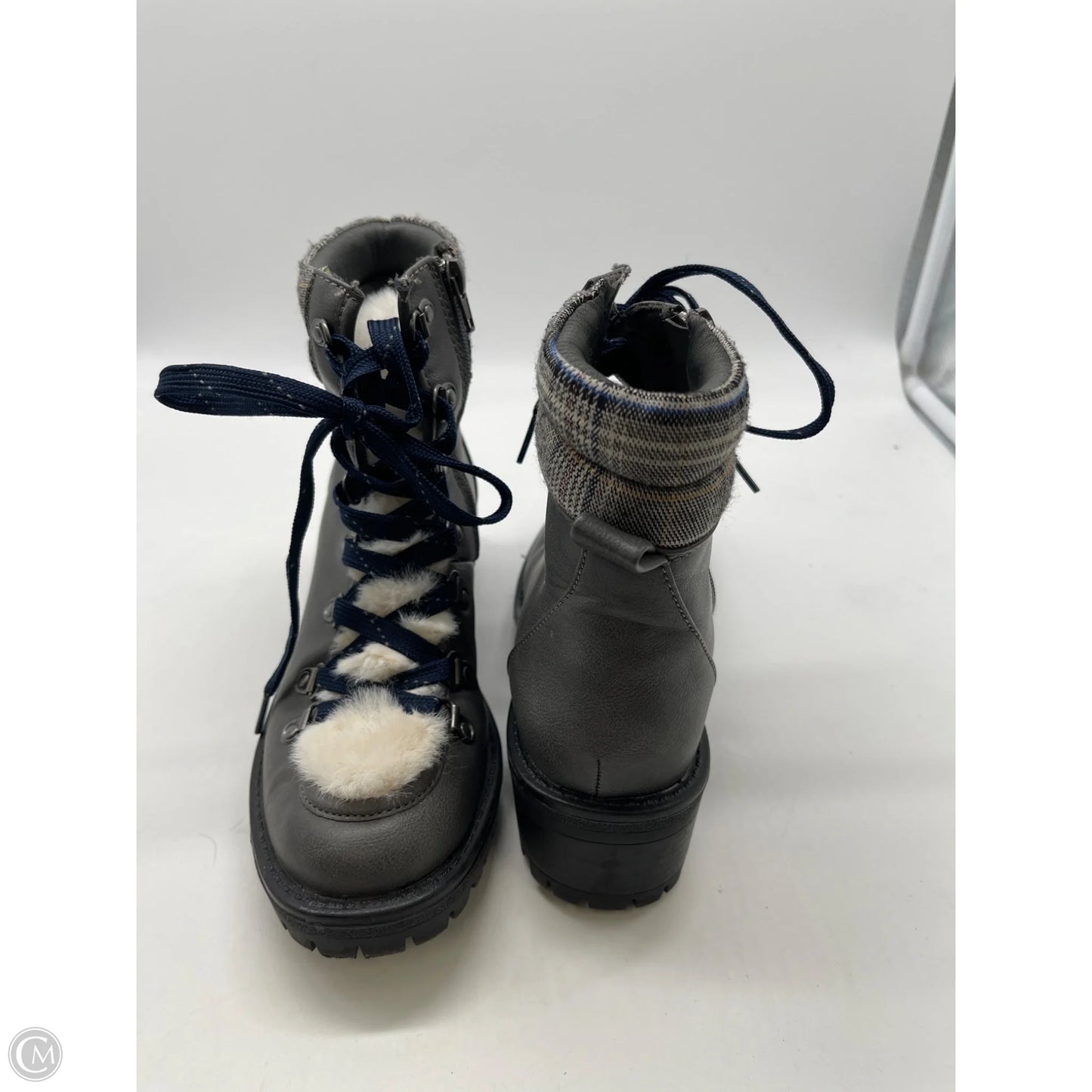 Boots Ankle Heels By Maurices In Grey, Size: 6.5