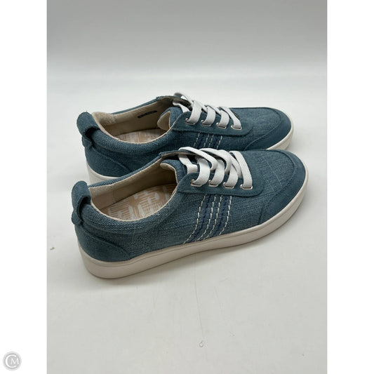 Shoes Sneakers By Clothes Mentor In Blue Denim, Size: 7