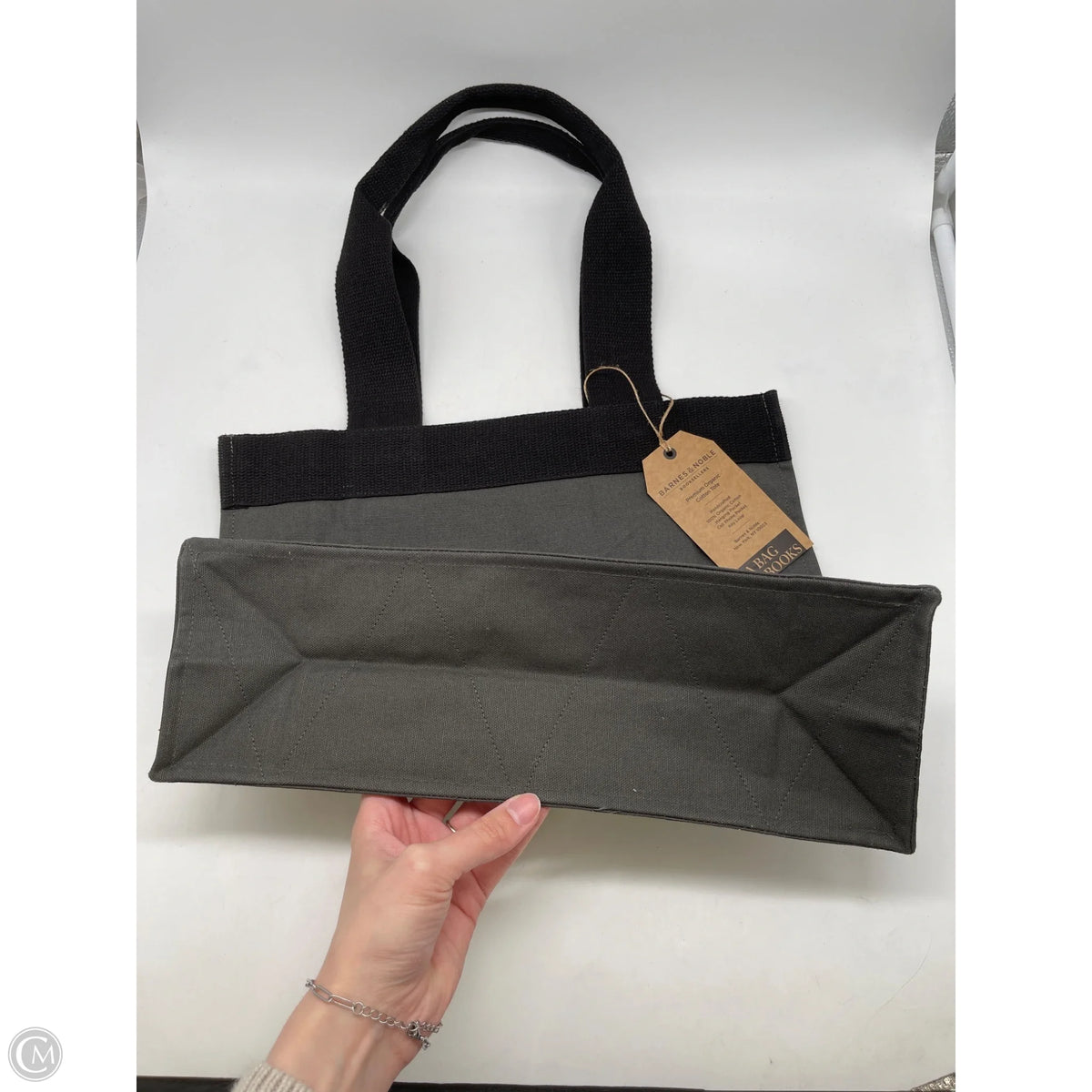 Tote By Clothes Mentor, Size: Medium