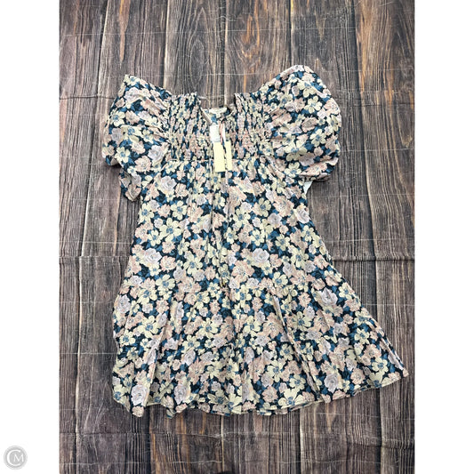 Dress Casual Short By Entro In Floral Print, Size: L