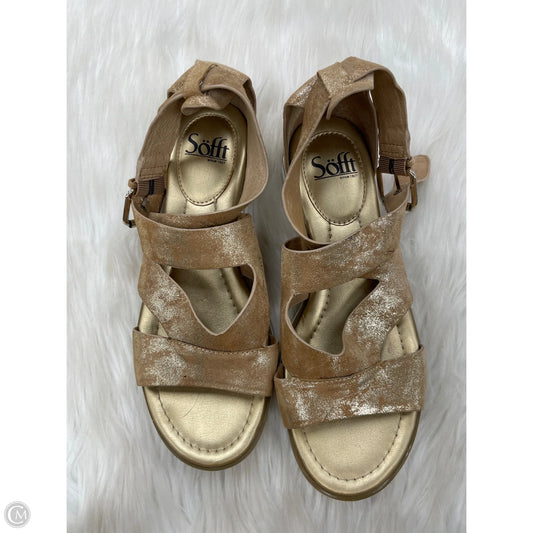 Sandals Flats By Sofft In Gold, Size: 8.5