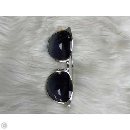 Sunglasses Designer By Ray Ban, Size: Small