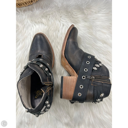 Boots Ankle Heels By Freebird In Black, Size: 10