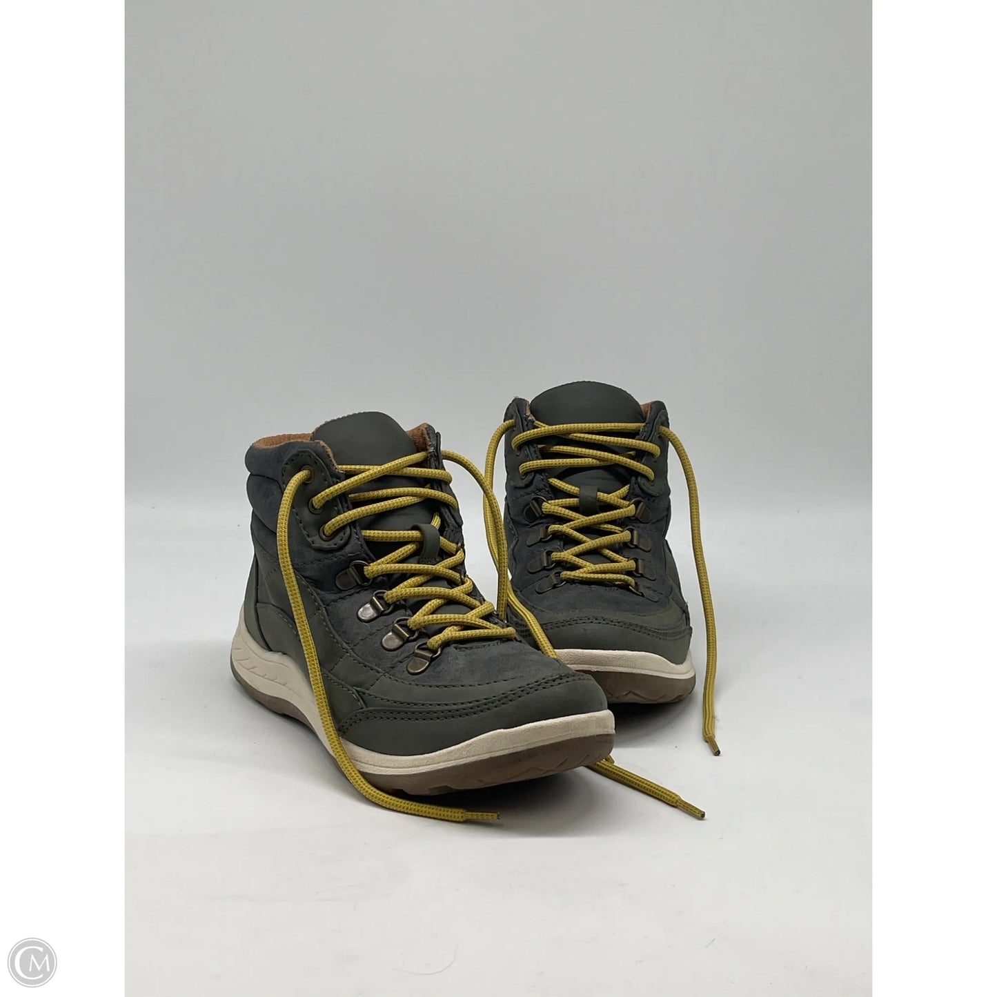 Boots Hiking By BARETRAPS In Grey, Size: 8