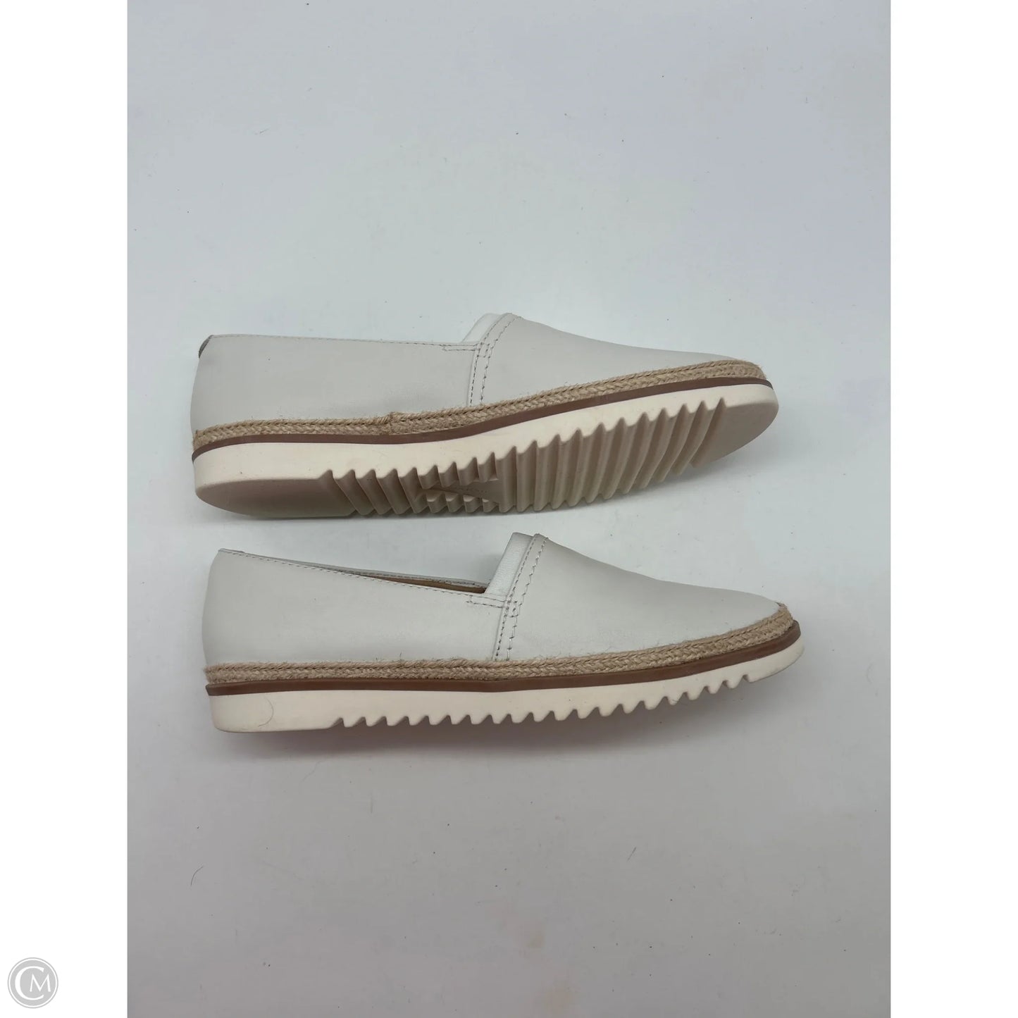 Shoes Flats By Clarks In White, Size: 8