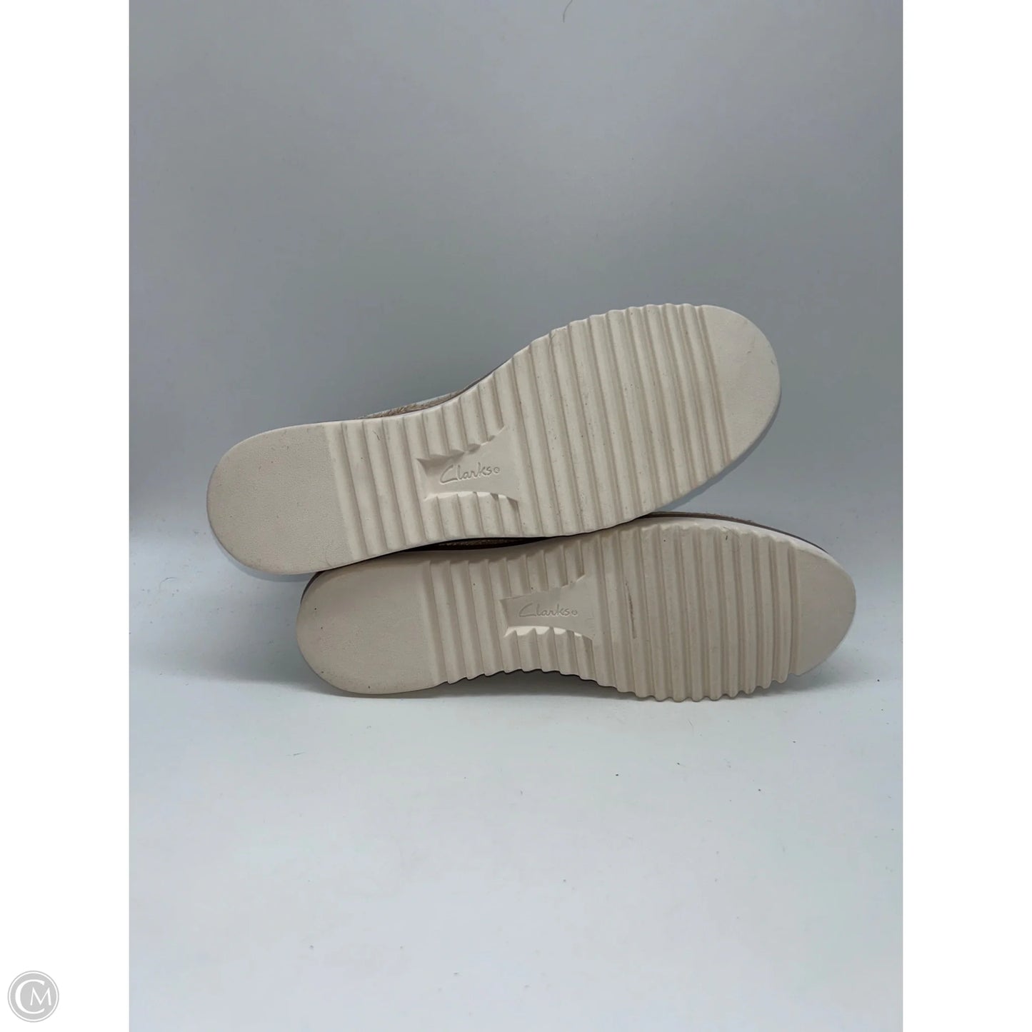 Shoes Flats By Clarks In White, Size: 8