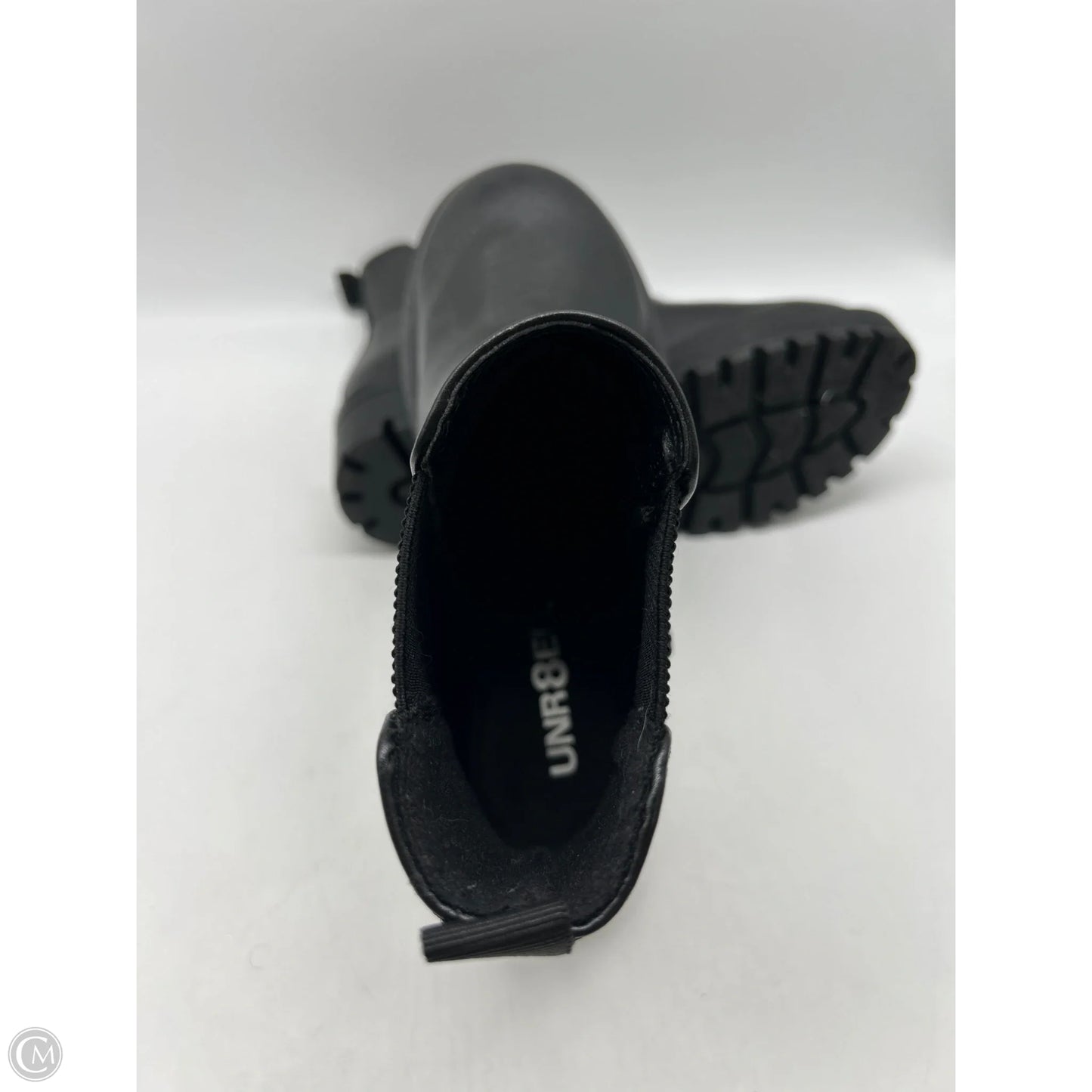 Boots Ankle Heels By Clothes Mentor In Black, Size: 7.5
