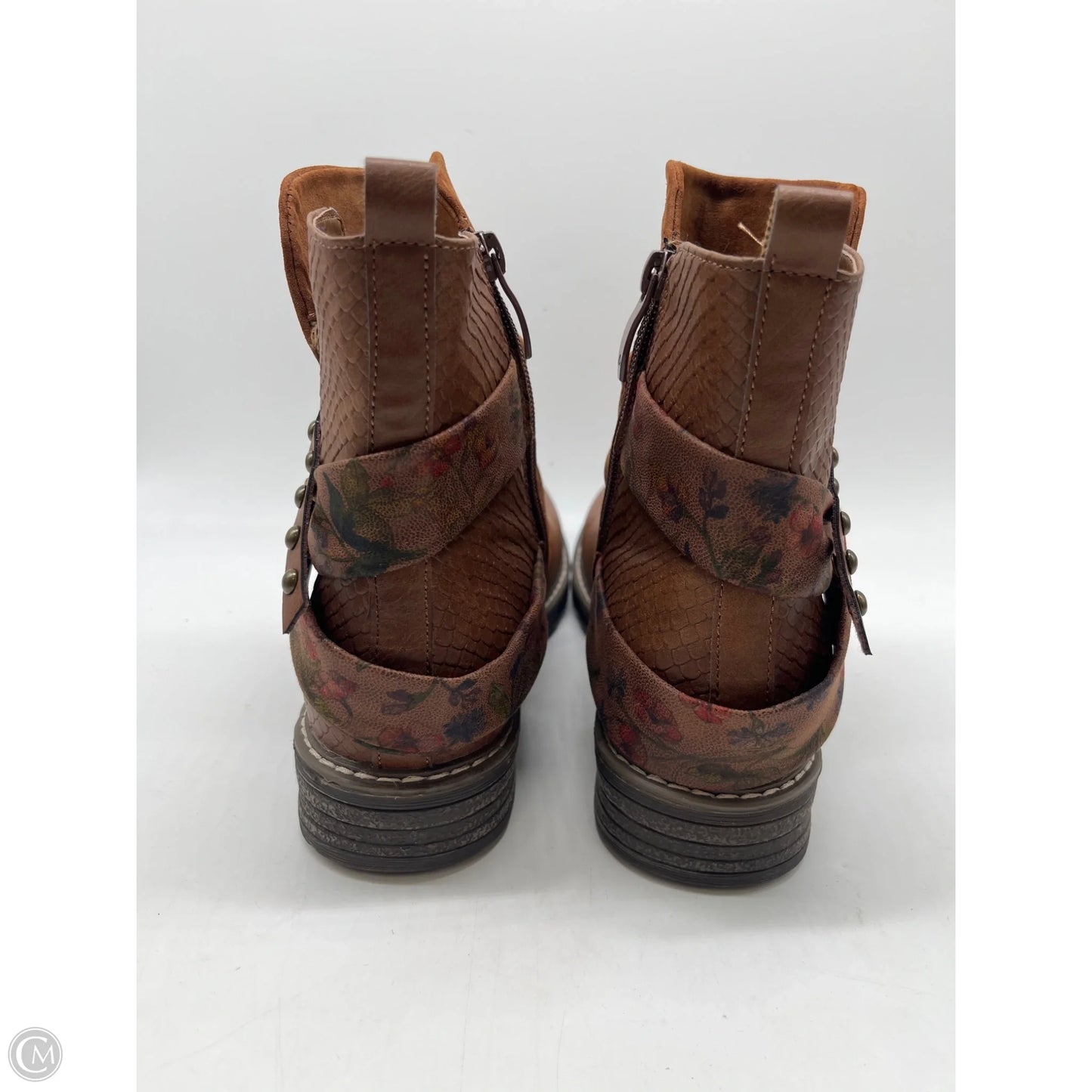 Boots Ankle Heels By Clothes Mentor In Brown, Size: 8