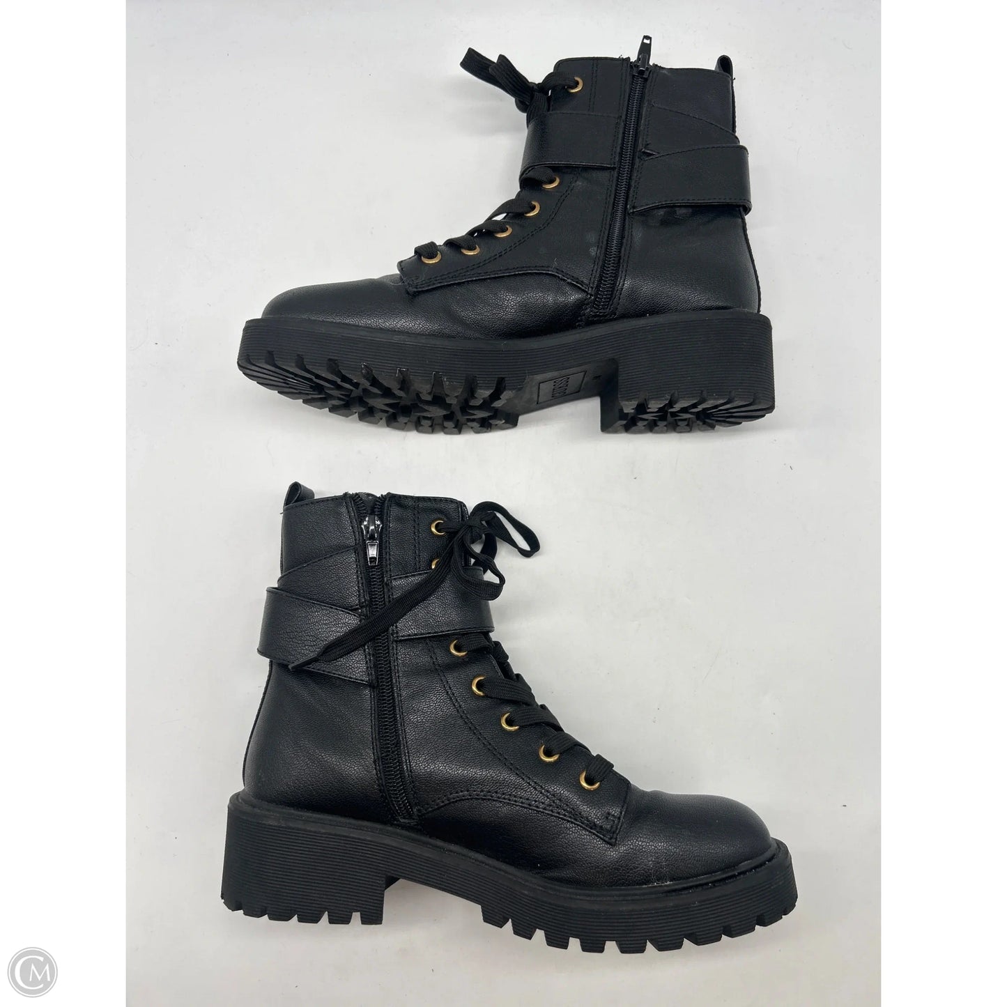 Boots Ankle Heels By Guess In Black, Size: 8