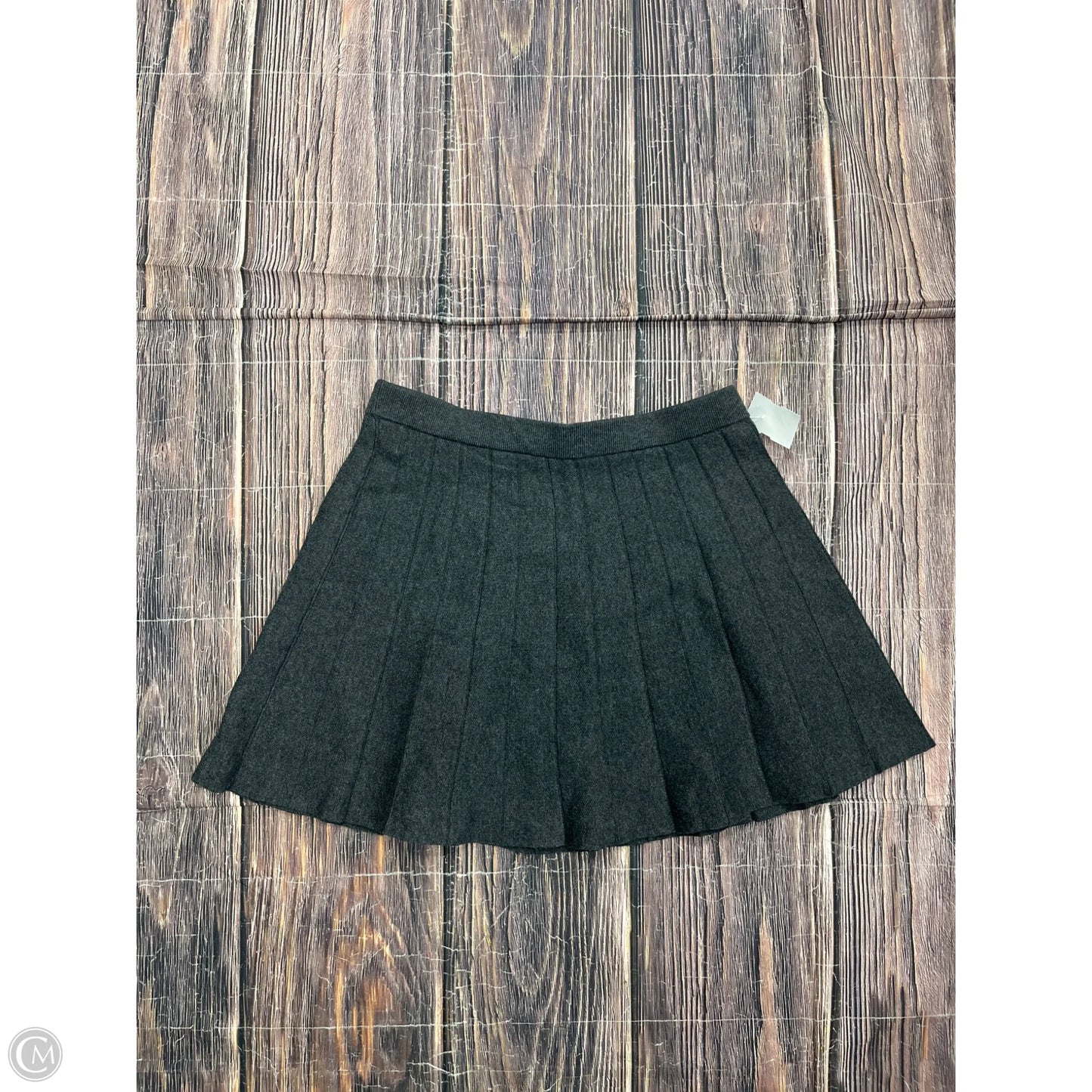 Skirt Mini & Short By Old Navy In Grey, Size: M