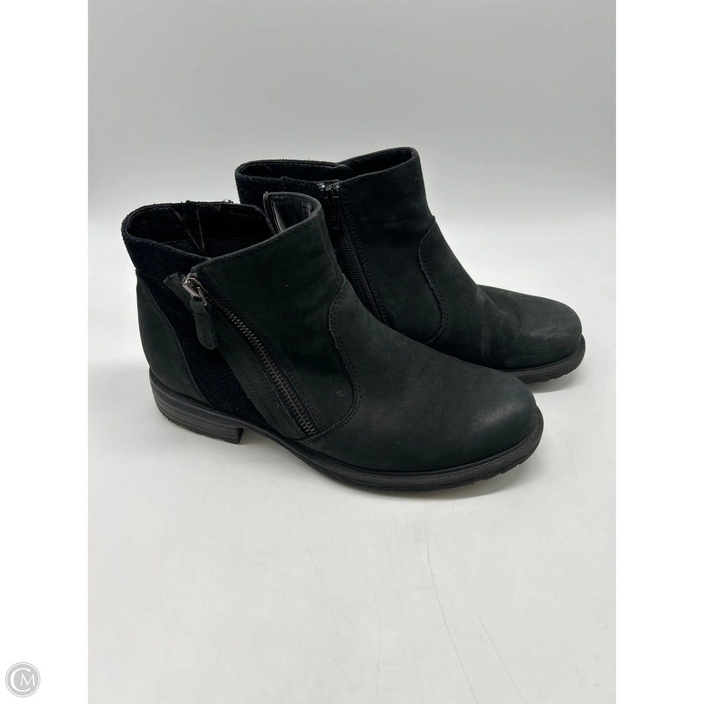 Boots Ankle Flats By Earth In Black, Size: 7.5