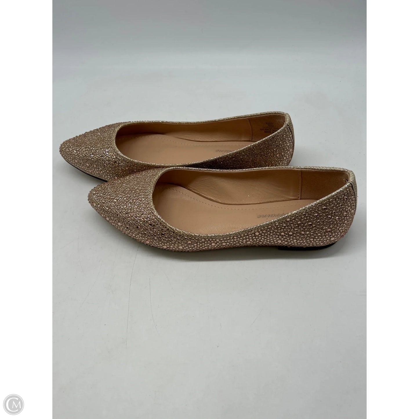 Shoes Flats By Clothes Mentor In Gold, Size: 8.5