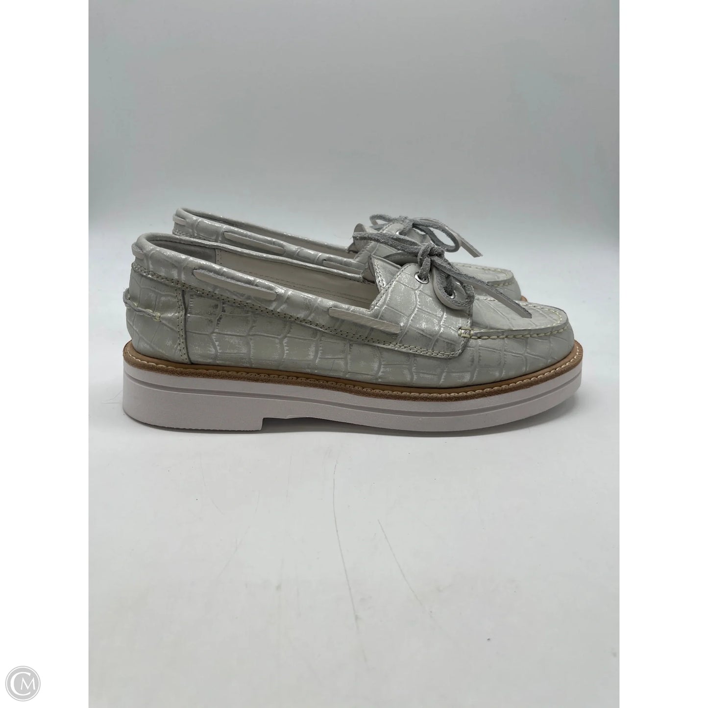 Shoes Flats By Donald Pliner In White, Size: 8.5