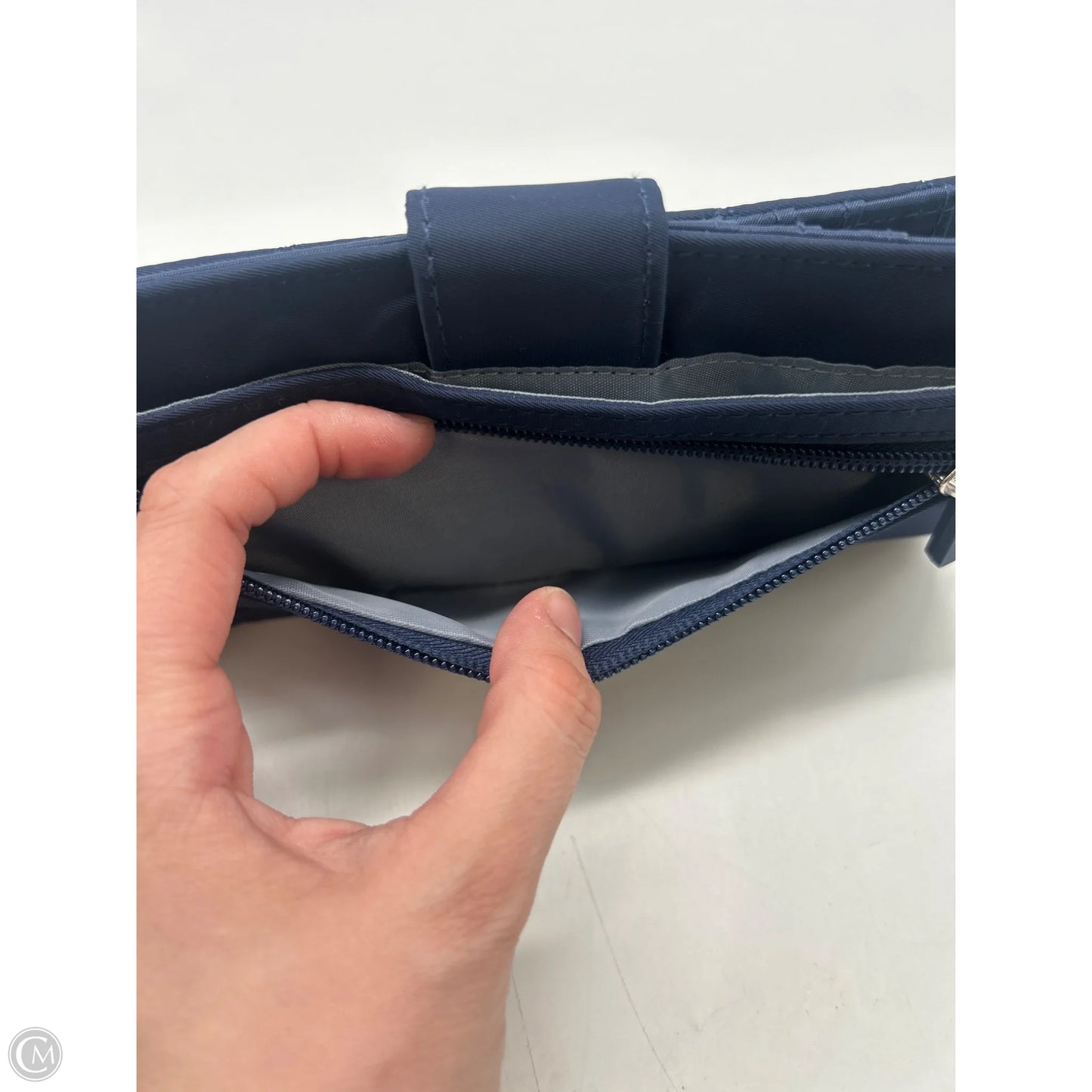 Wallet By Clothes Mentor, Size: Large