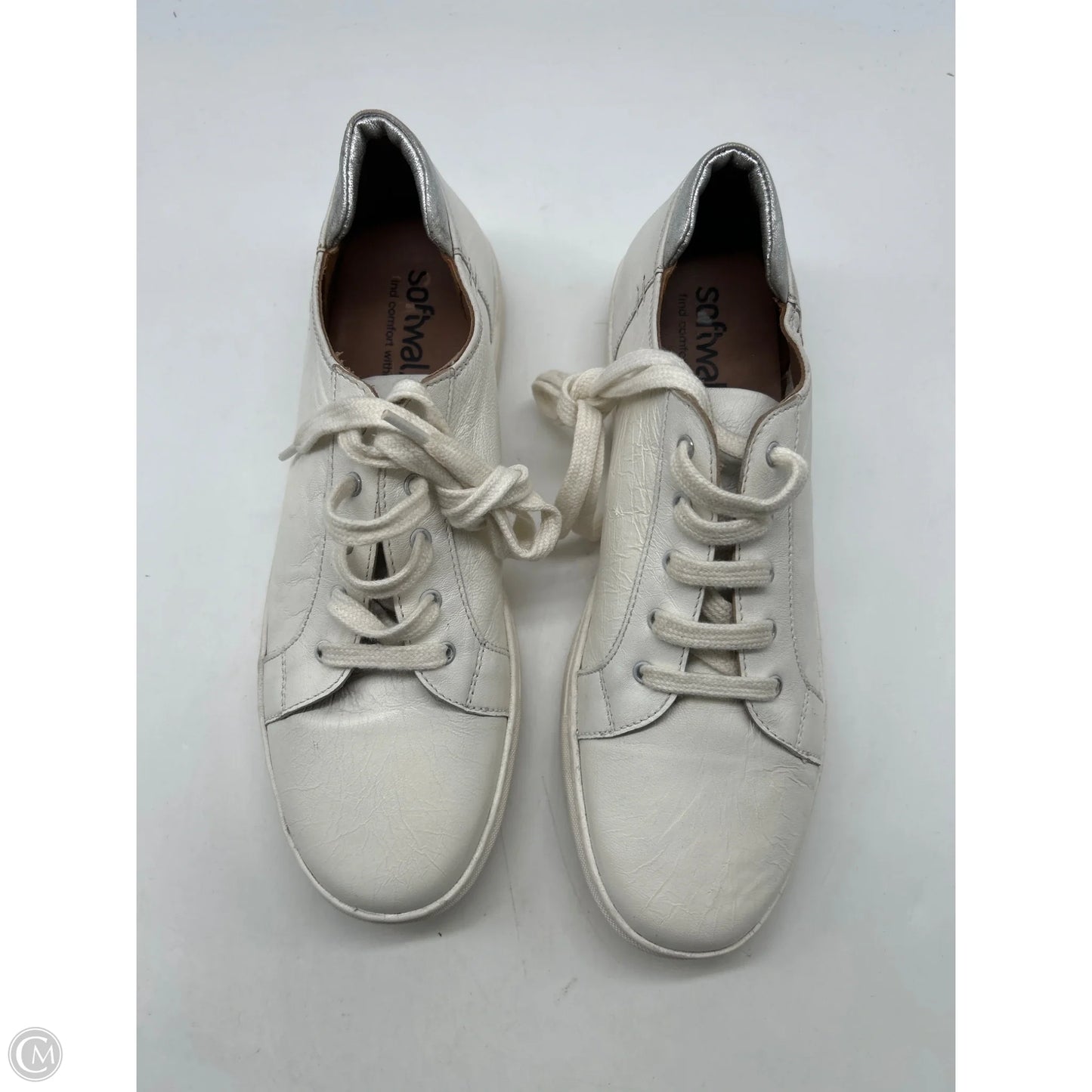 Shoes Sneakers By Clothes Mentor In White, Size: 9.5
