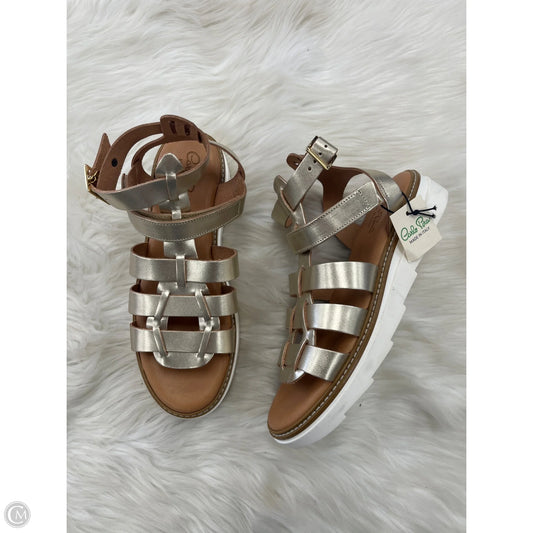 Sandals Heels Platform By Clothes Mentor In Gold, Size: 10