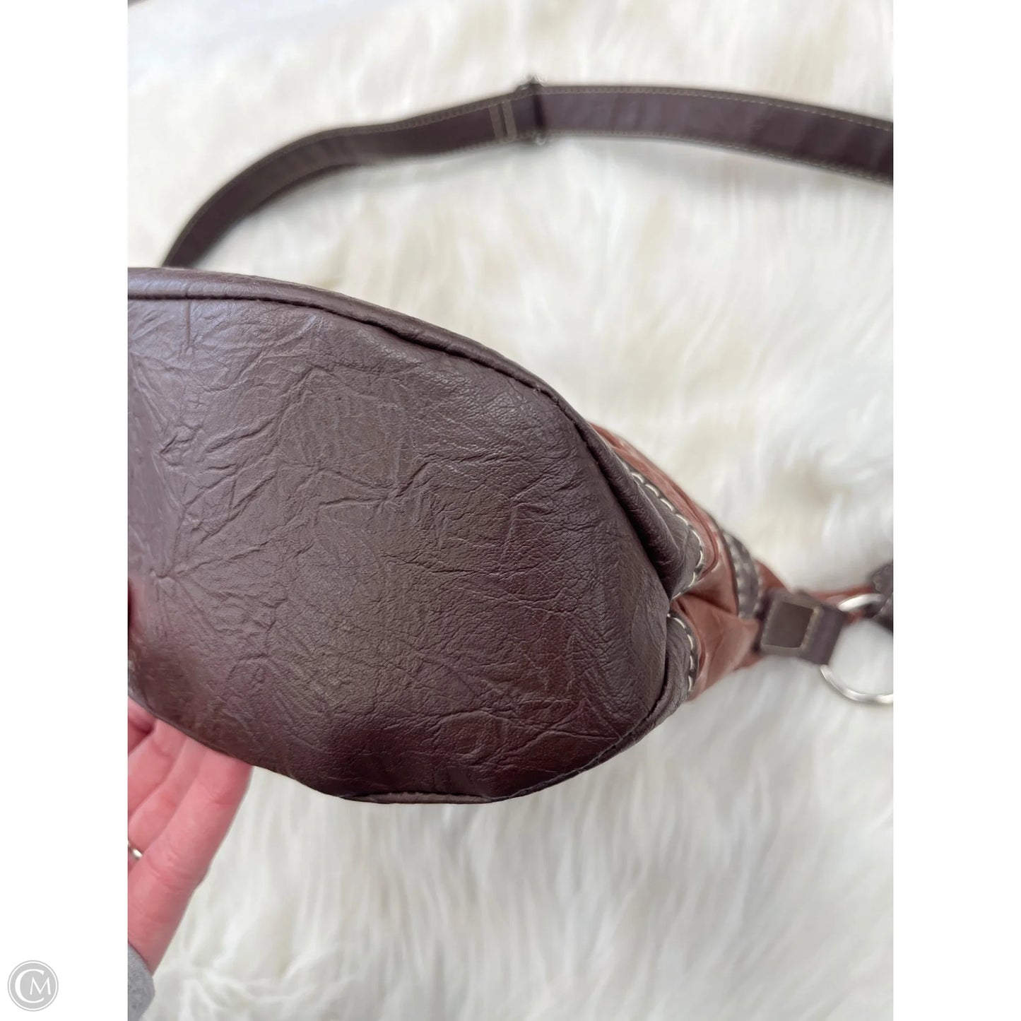 Handbag By Clothes Mentor, Size: Medium