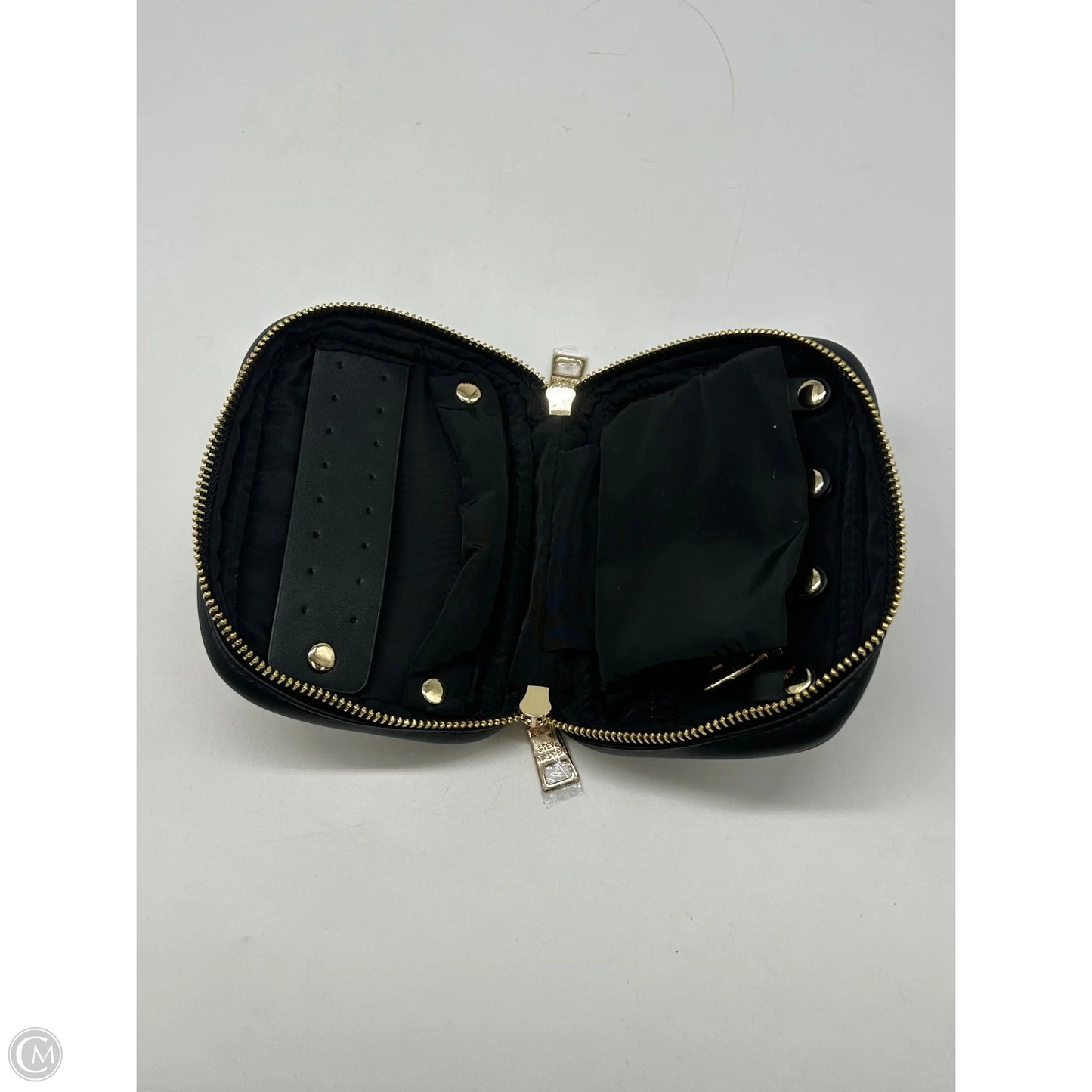 Jewelry Case By Steve Madden, Size: Small