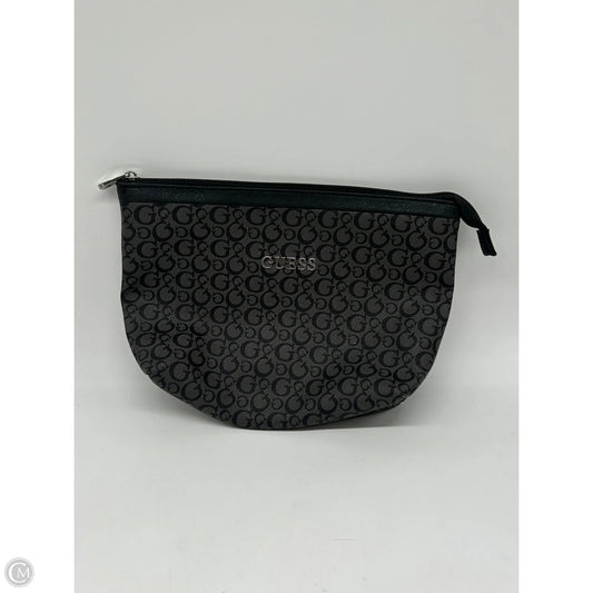 Clutch By Guess, Size: Medium