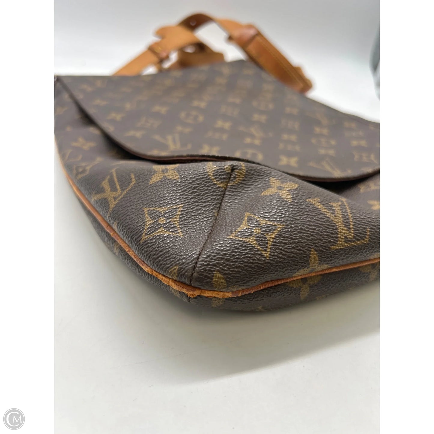 Handbag Luxury Designer By Louis Vuitton, Size: Large