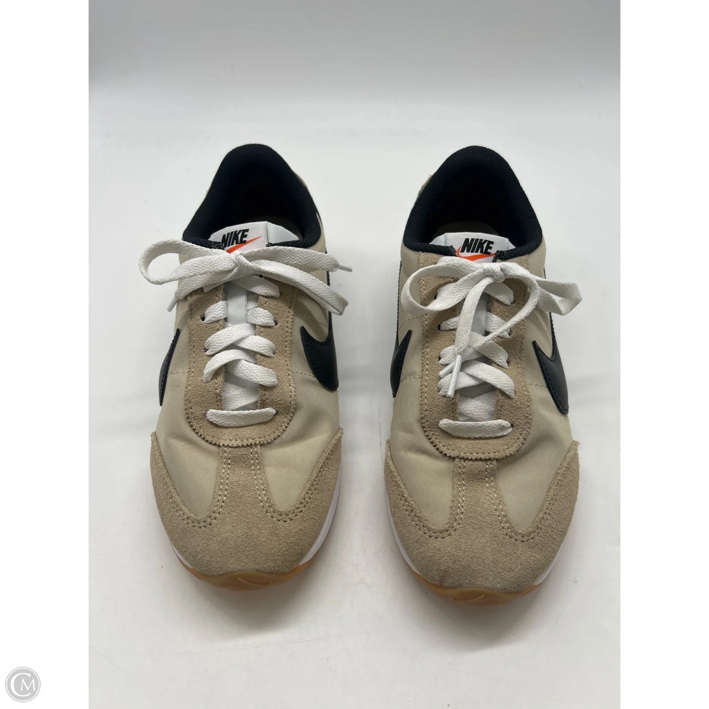 Shoes Sneakers By Nike In Black & Tan, Size: 8