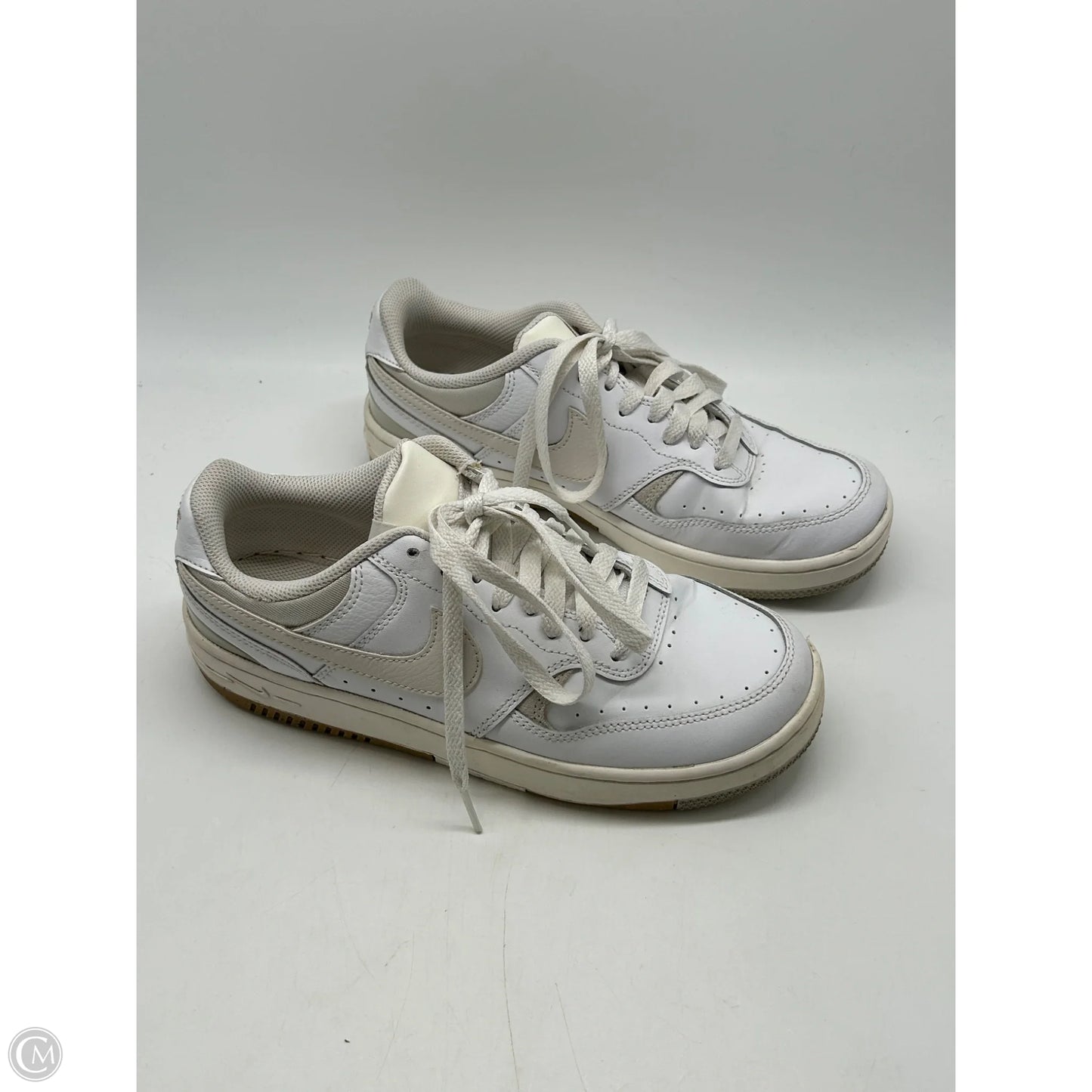 Shoes Sneakers By Nike In White, Size: 8.5