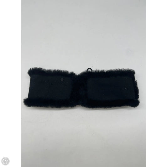 Accessory Designer Tag By Ugg