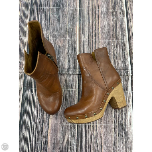 Boots Ankle Heels By Kork Ease In Brown, Size: 6