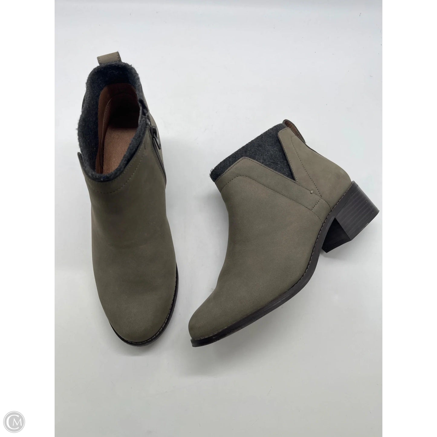 Boots Ankle Heels By Vionic In Green, Size: 7