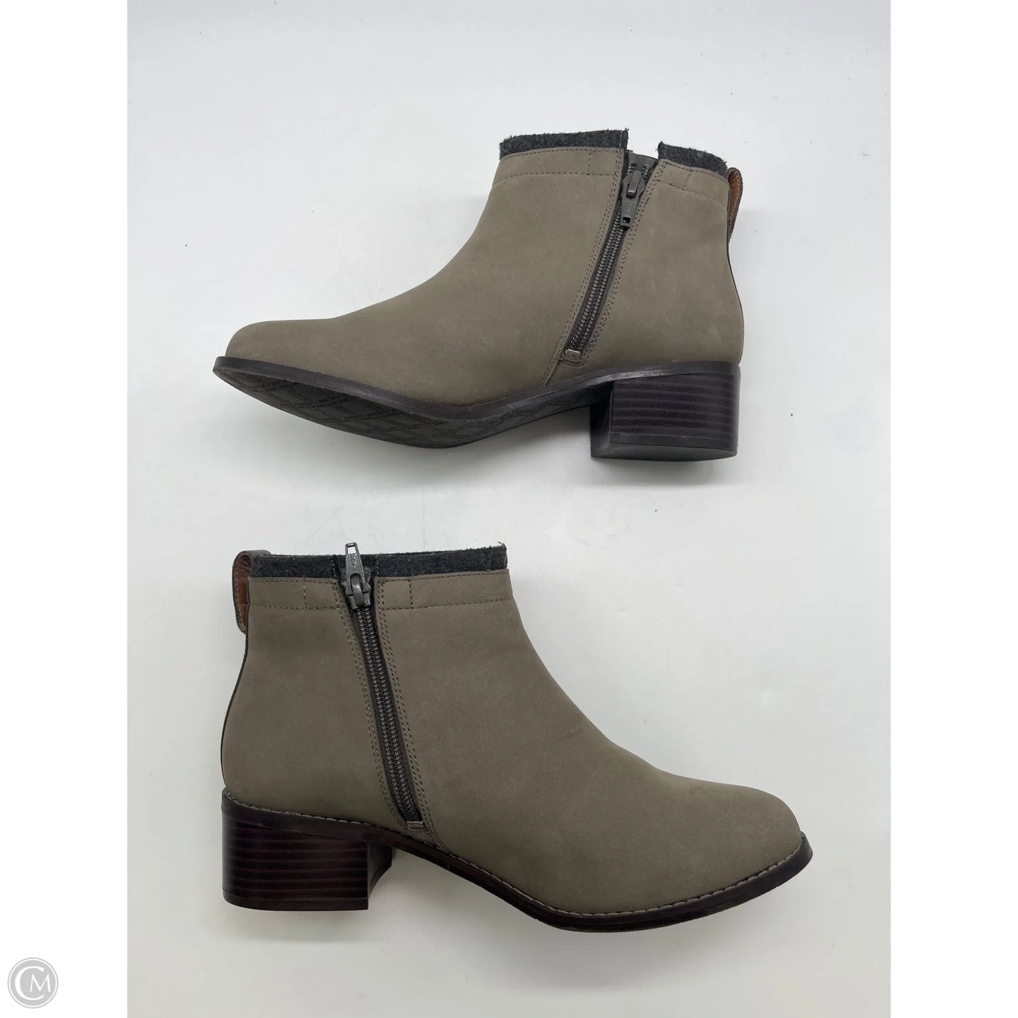 Boots Ankle Heels By Vionic In Green, Size: 7