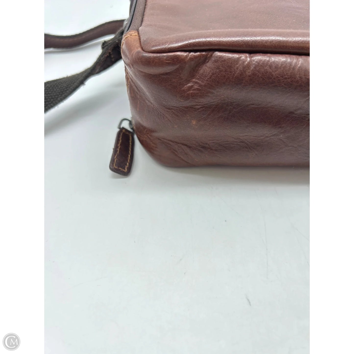 Crossbody By Clothes Mentor, Size: Medium